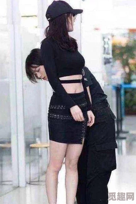 xxxx.69：明星私生活曝光，神秘恋情引发网友热议，背后真相令人震惊！